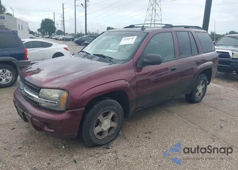 2006 Chevrolet Trailblazer Ls из США, поврежденный, VIN 1GNDT13S762152776